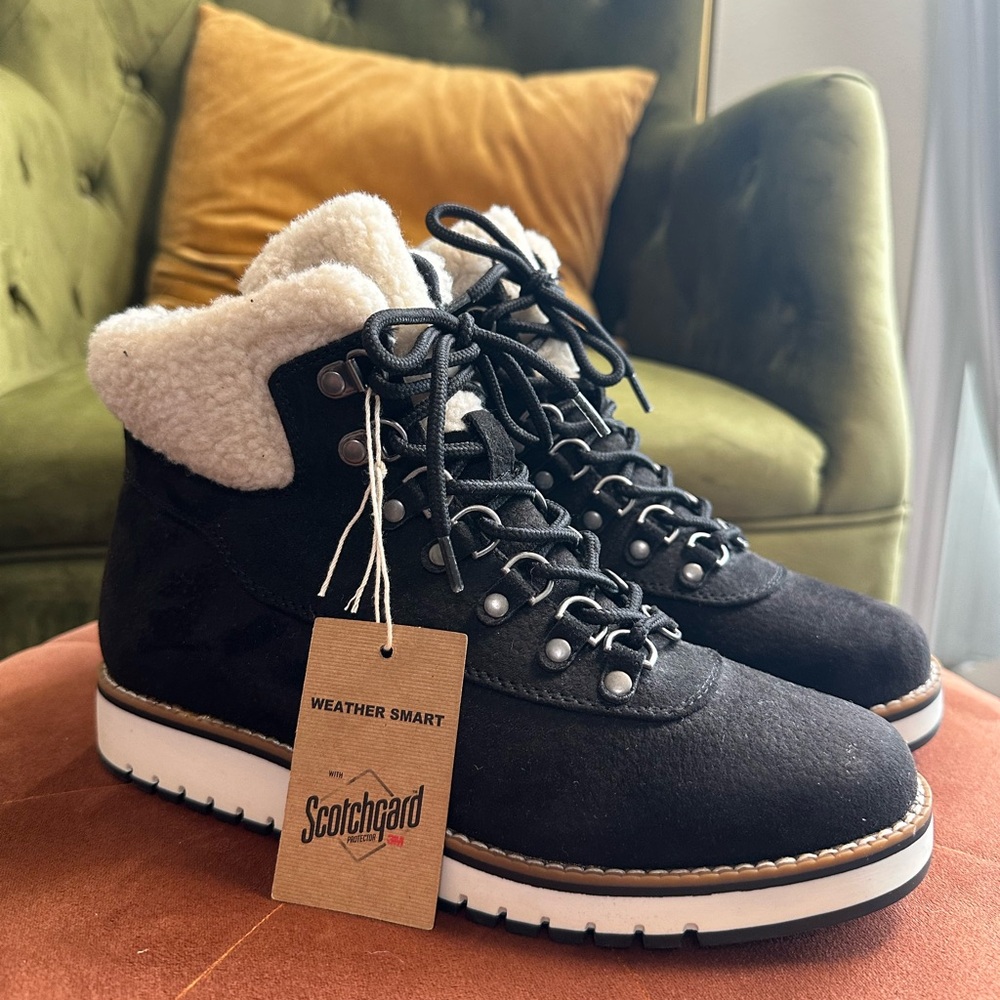 NWT White Mountain Womens Boots Black Cream Shearling-Lined Lace Shoes Sz 7.5